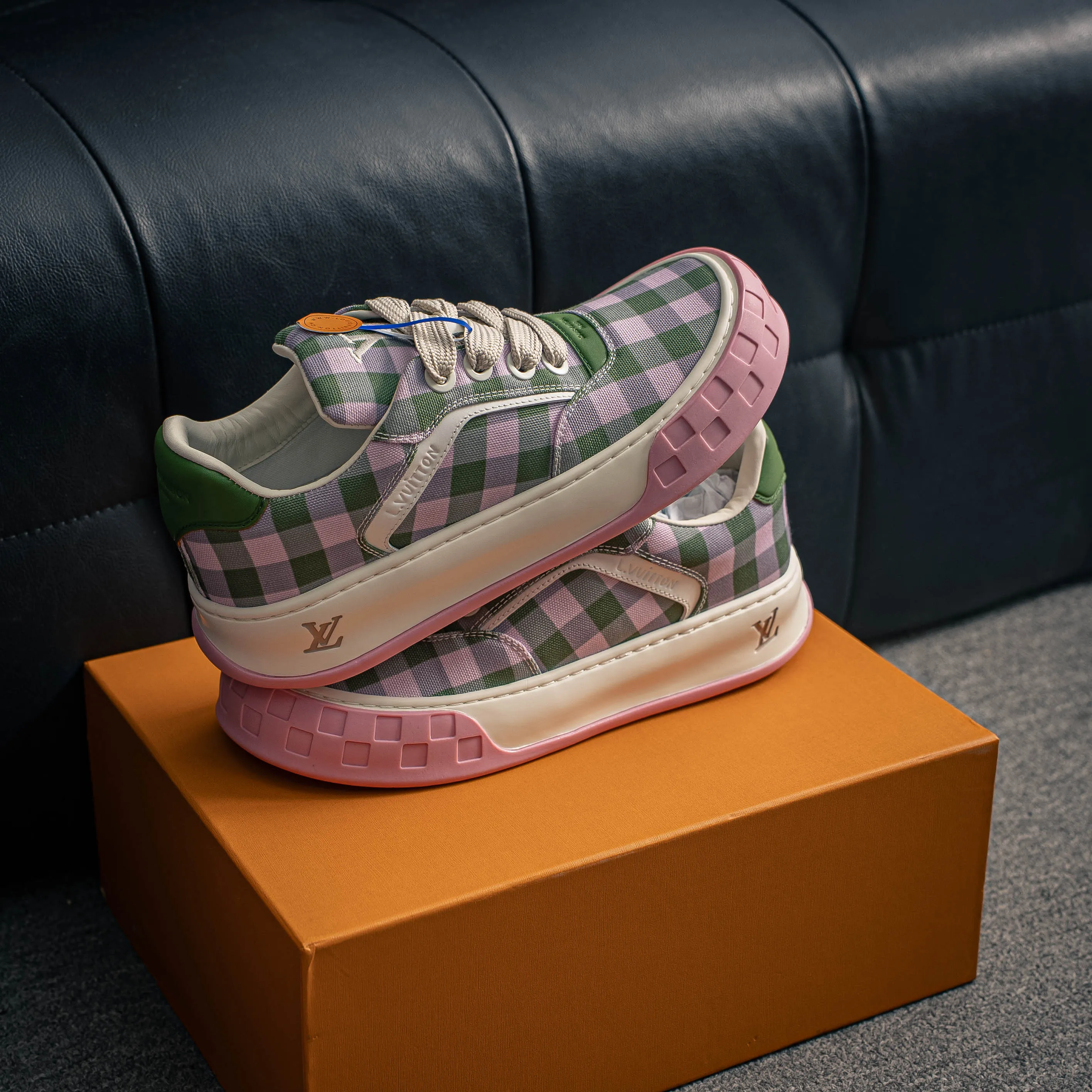 # LV tilted ， Shoes，Sneakers， Shoes，Skate Shoes~~ Sneakers， LV Shoes ， Cushioning TPU Vuitton ，
